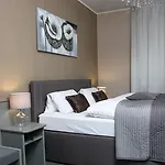 Hotel Lux 3*