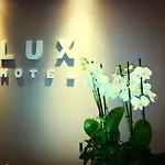 Lux Hotel 3*